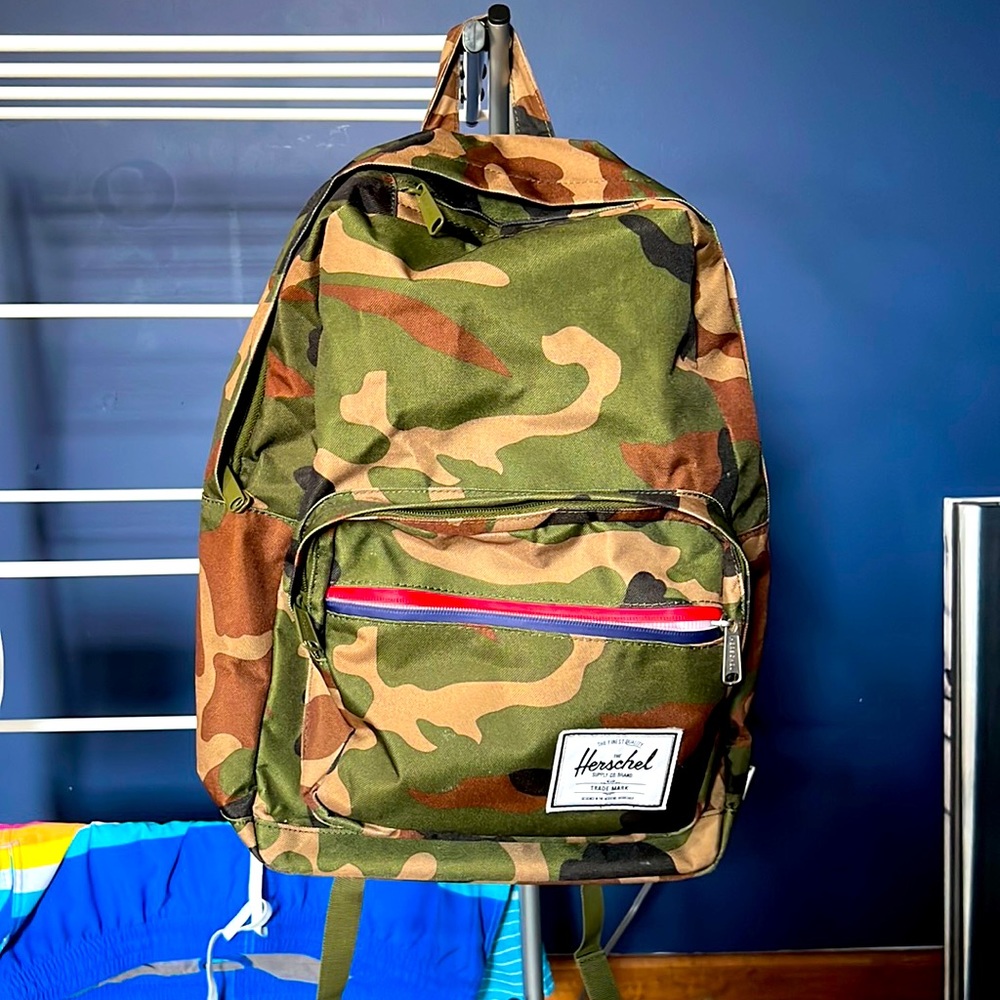 The Herschel Company Backpack Camp Green, Navy , Red Great Condition !! School.